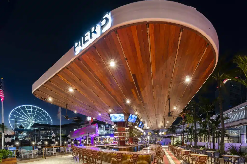 How to Spend a Perfect Day at Bayside Marketplace