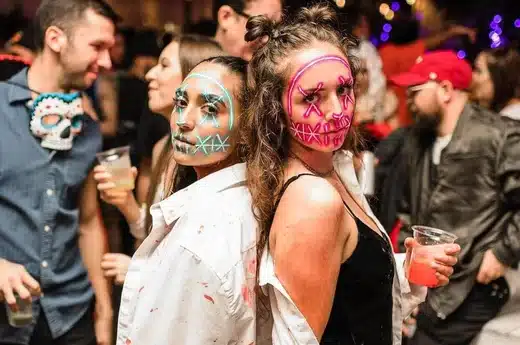 GIRLS IN COSTUME