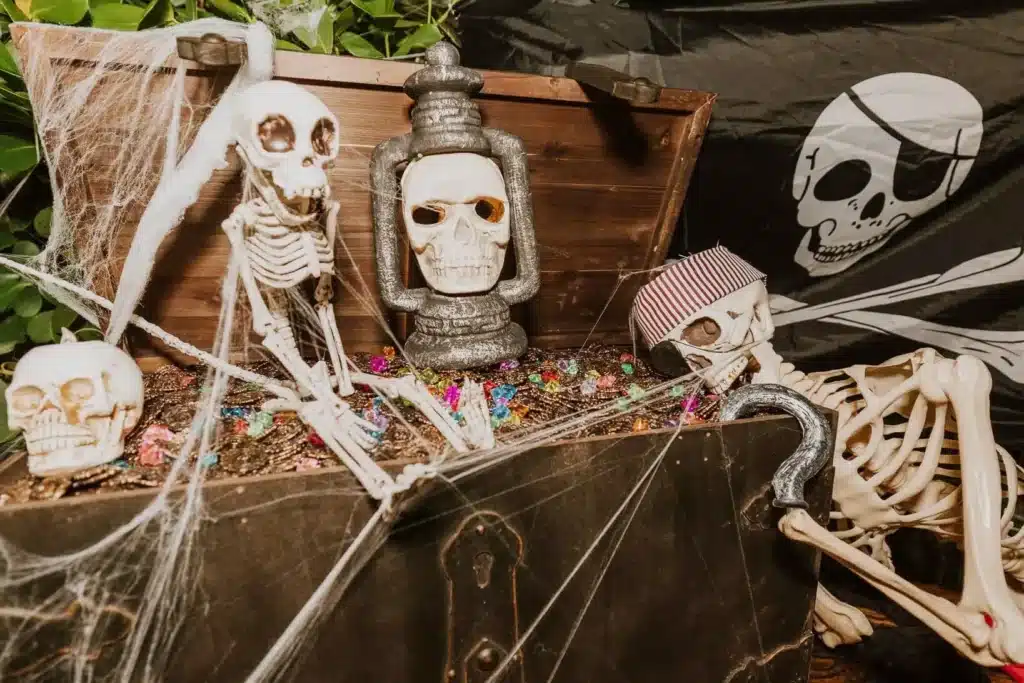 HALLOWEEN DECOR